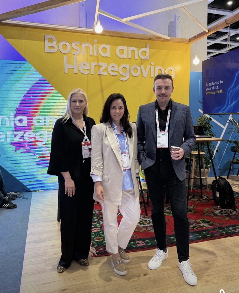 COO Tijana Tubić, Marketing Manager Minela Pašović, and CEO Jasmin Vesnić